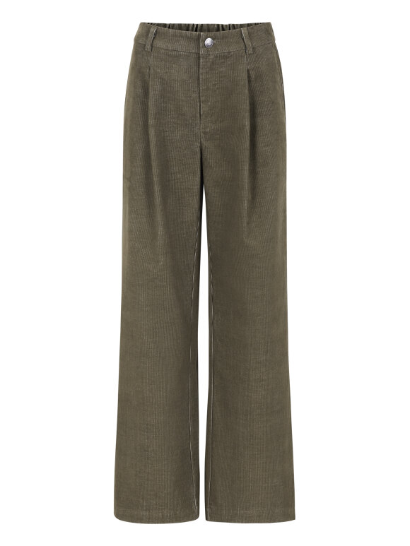 Esmè Studios - ESParisa, Bukser