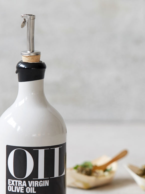 Nicolas Vahe - Pourer, Nicolas Vahé