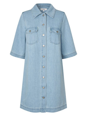 Lyseblå denim kjole – mbyM MIra-M skjortekjole 