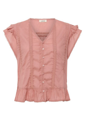 Feminin peach top fra Soaked med blonder 