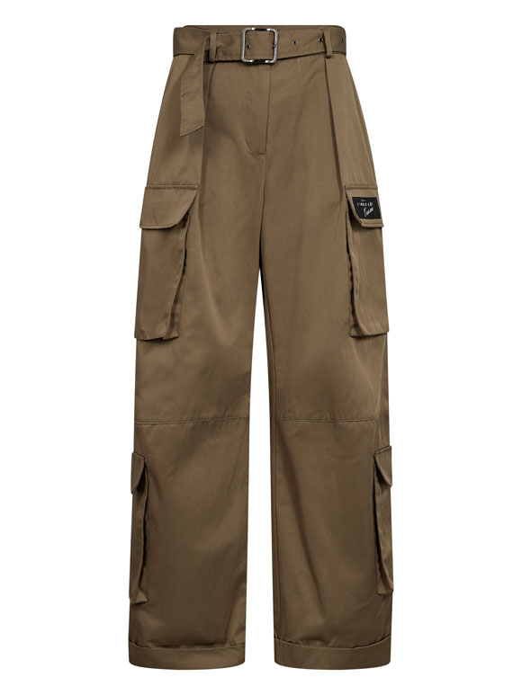Haute Lamitie - Rabi Cargo P, Bukser