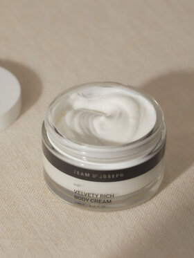 team-dr-joseph-velvety-rich-body-cream 
