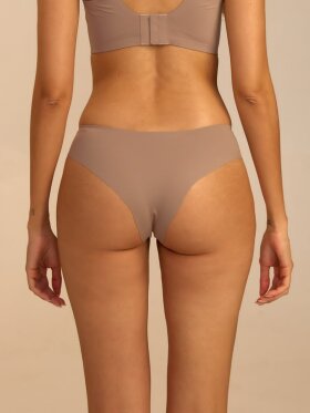 femifemme-invisible-brazilian-trusse-mocha 