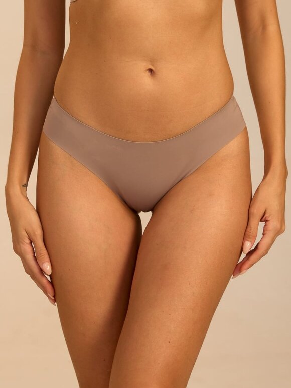 FemiFemme - Invisible Mocha, Brazilian