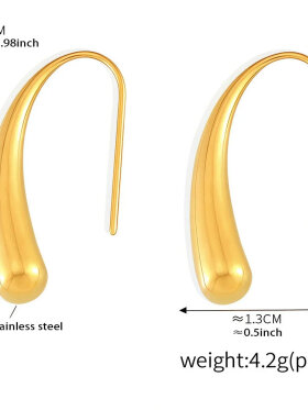 muun-studios-sanna-hook-oereringe-guld 