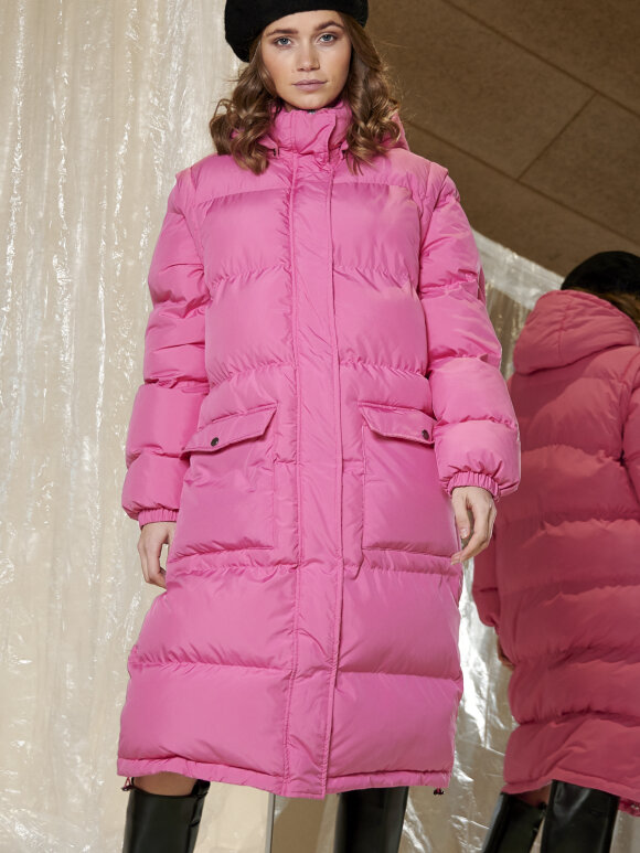 Noella - Eliza Puffer, Jakke
